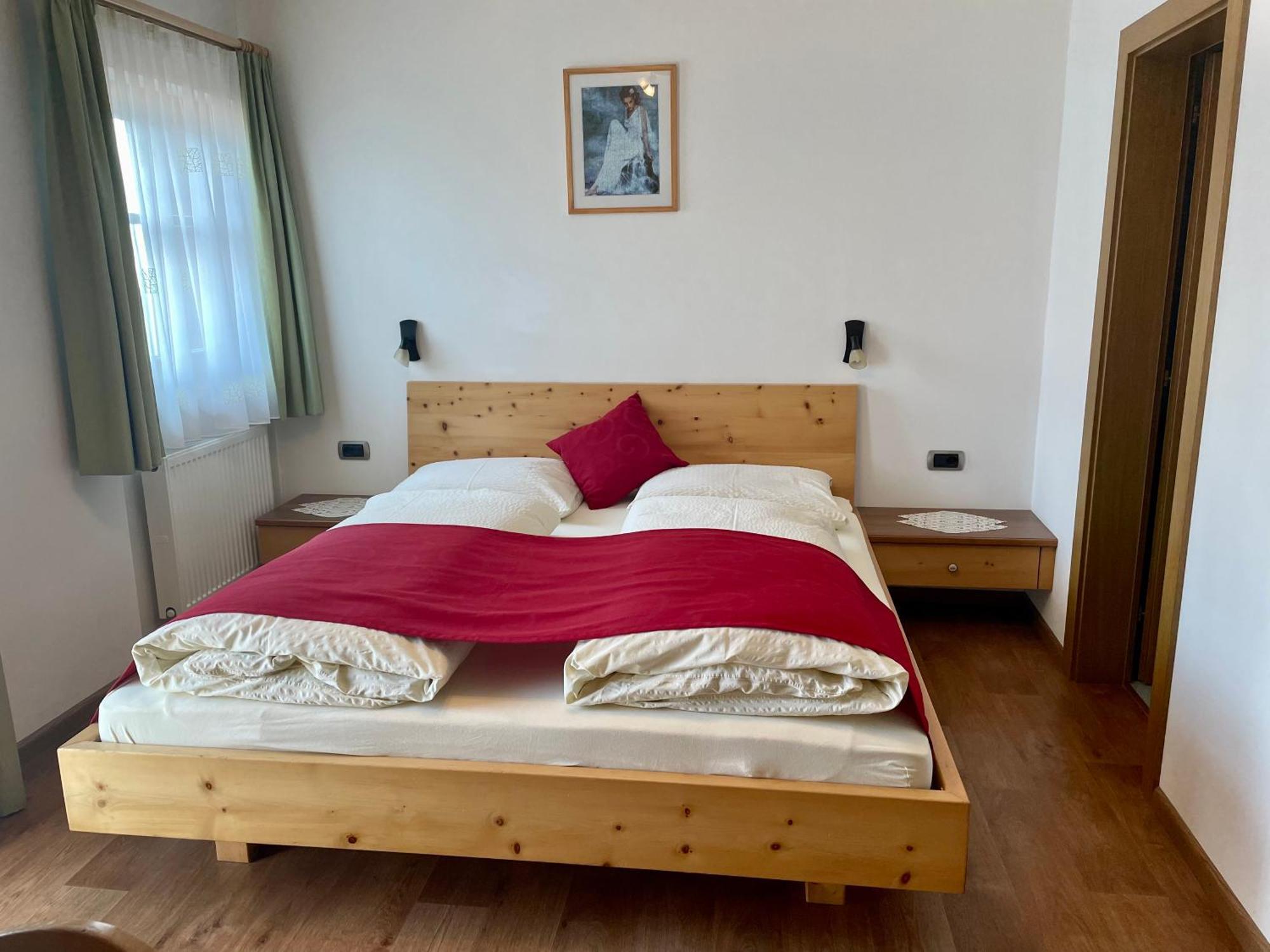 Da Kathi Aparthotel Innichen Exteriör bild